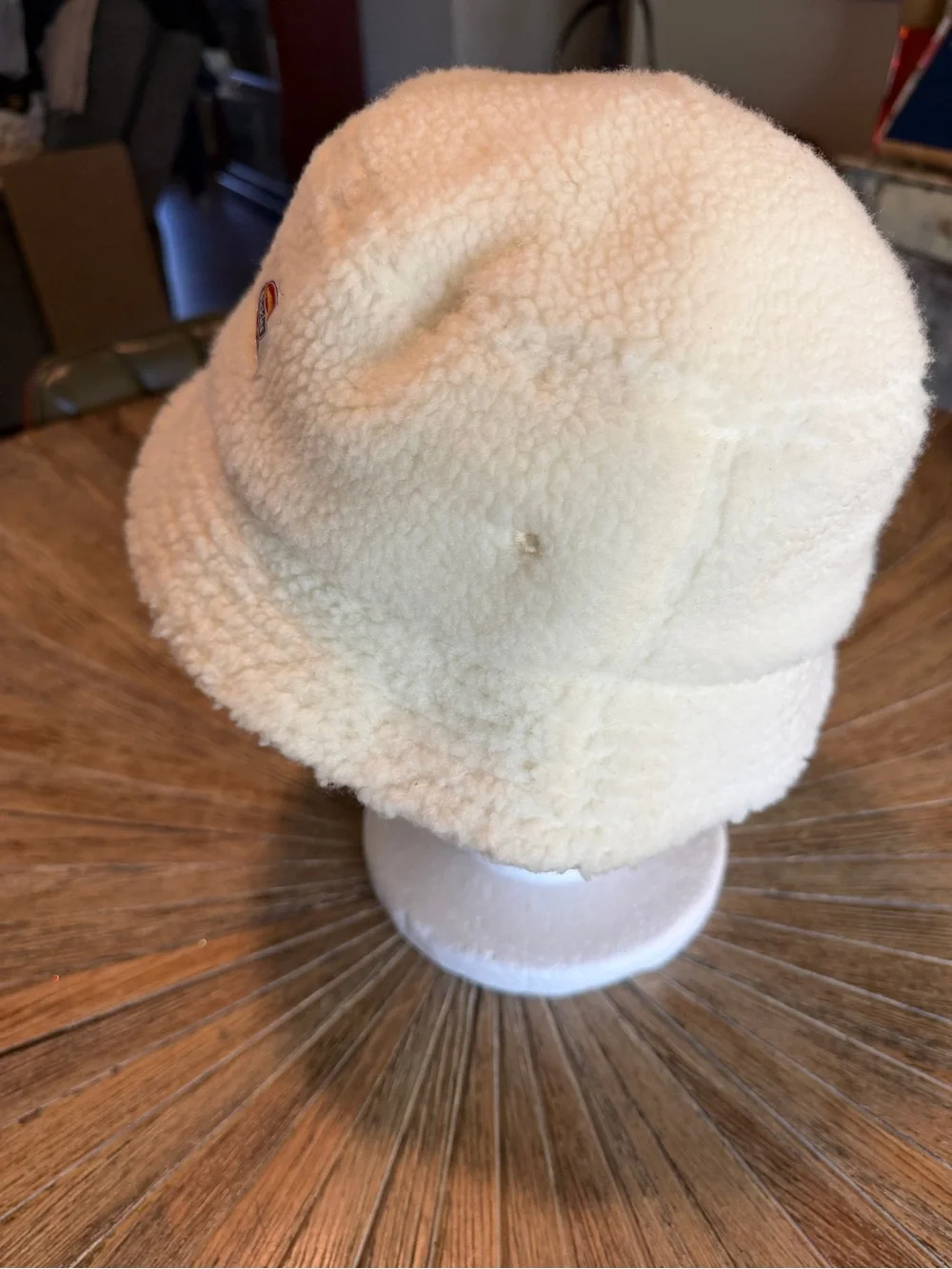 Dickies Red Chute sherpa fleece bucket hat in a warm cream/ecru color. Soft fuzz